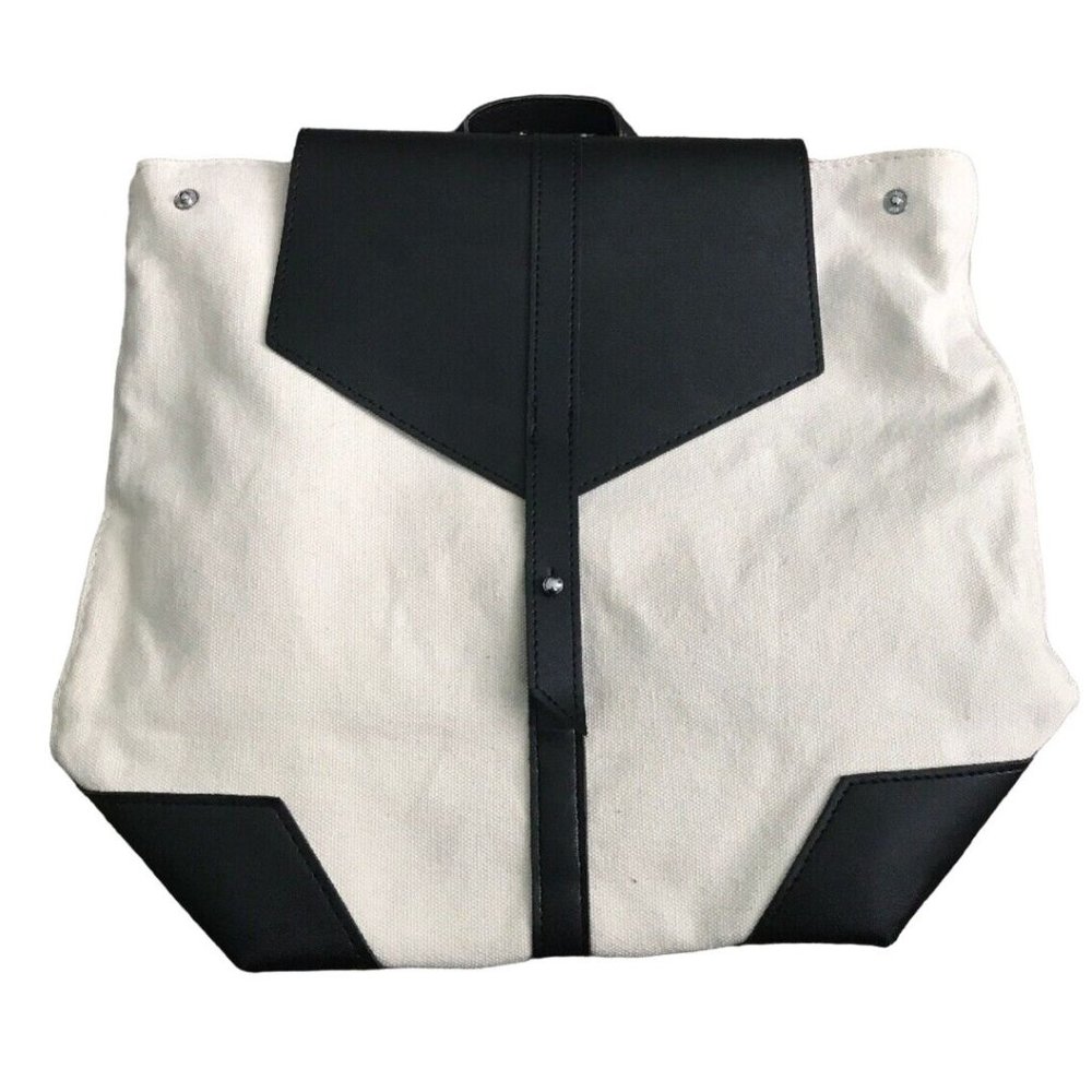 Deux‎ Lux Demi Backpack Off White & Black